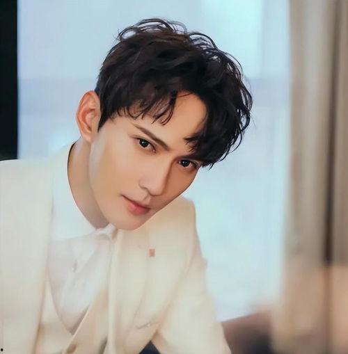 徐正溪最新爆料图片高清,魅力四溢,风采依旧 第2张 徐正溪最新爆料图片高清,魅力四溢,风采依旧 第2张